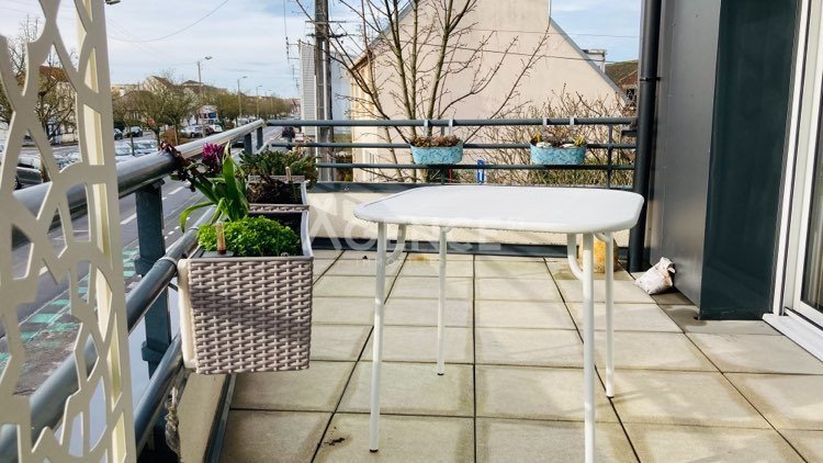 APPARTEMENT A VENDRE - CALAIS - 56 m2 - 152250€